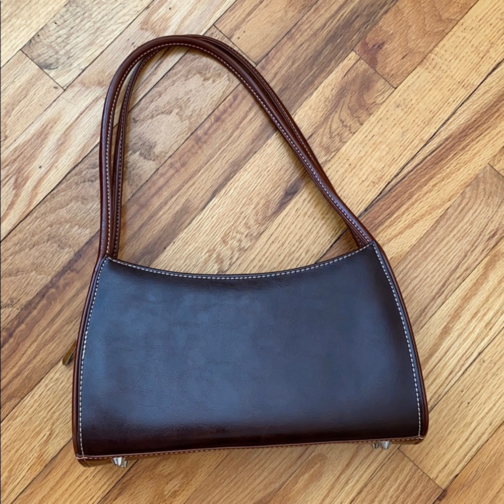 NWOT Brown handbag md in China,man made materials.